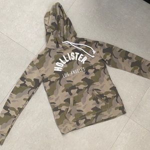 NWT Hollister 🌸 Camo Hoodie